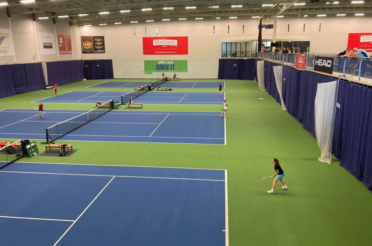 塑膠地(dì)闆的(de)主要(yào)用(yòng)途及優勢